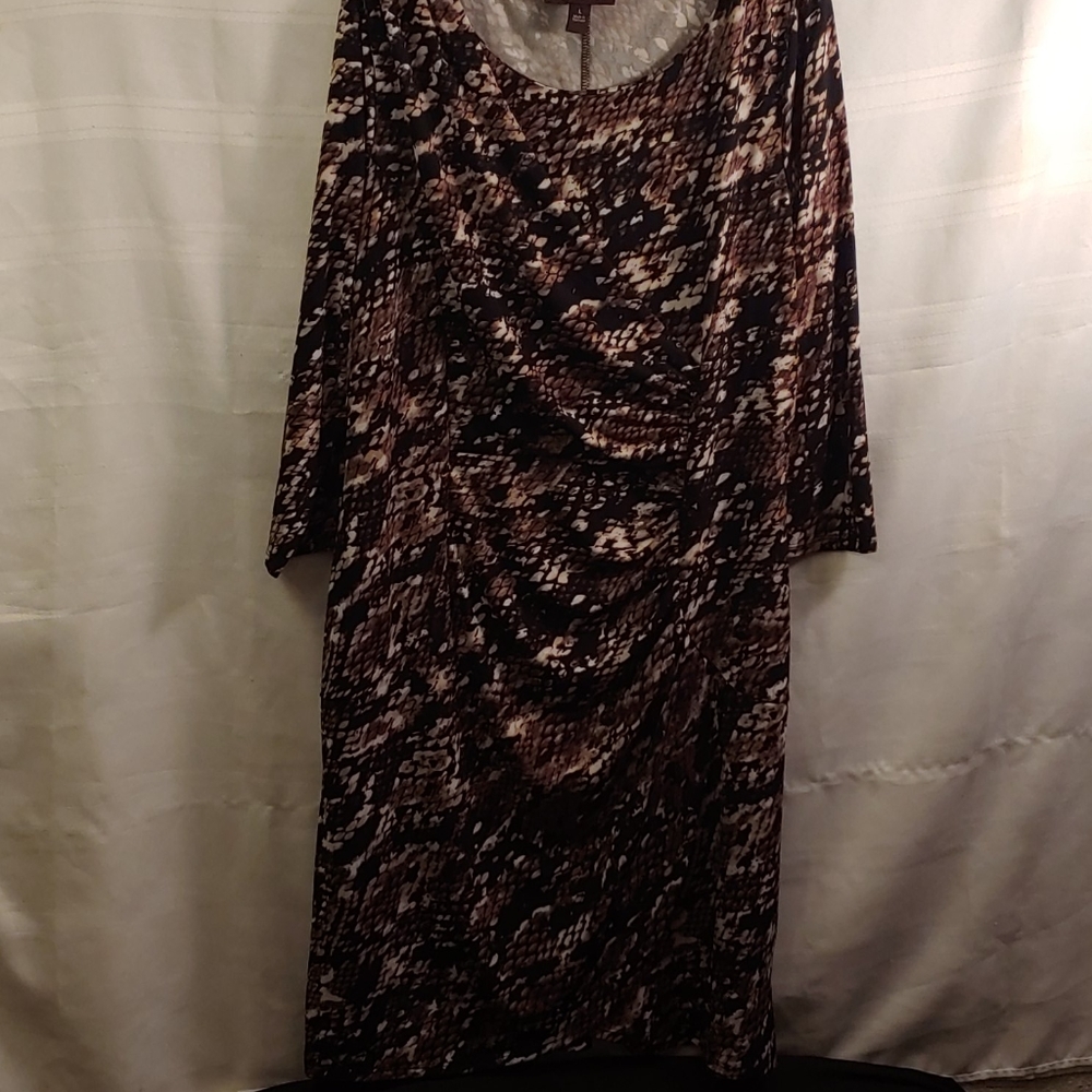 Dana Buchman Dress